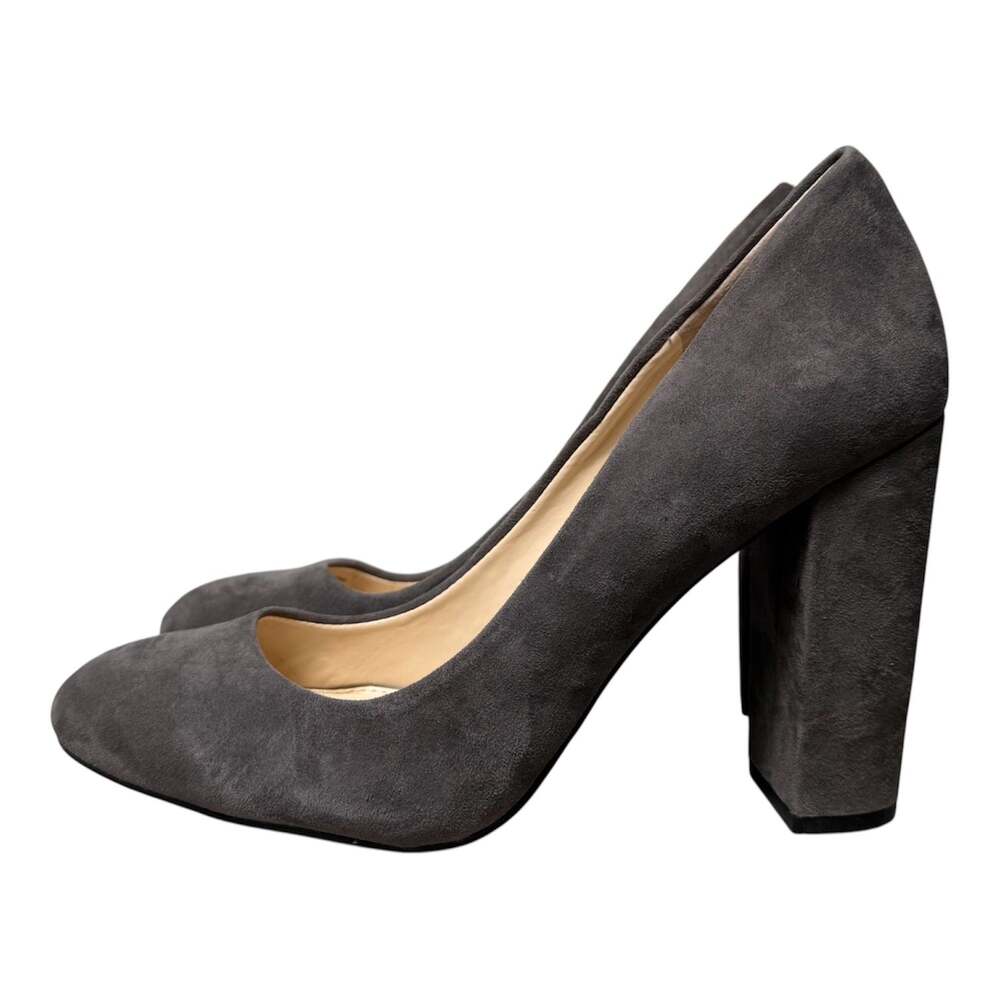 Jessica Simpson 8 Belemo Gray Suede 4” Heels Excellent Cond Office Siren Career